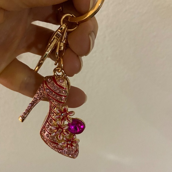 High Hell Shoe Keychain - Picture 2 of 3